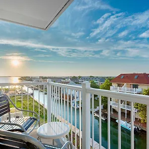 Fairfield & By Marriott Ocean États-Unis