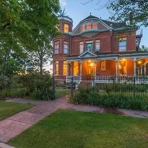 Lumber Baron And Gardens DEN